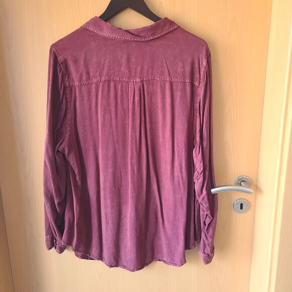 Torrid Lizzie Twill Acid Washed Maroon Button Up Long Sleeve Shirt Women's 2X - Picture 8 of 10